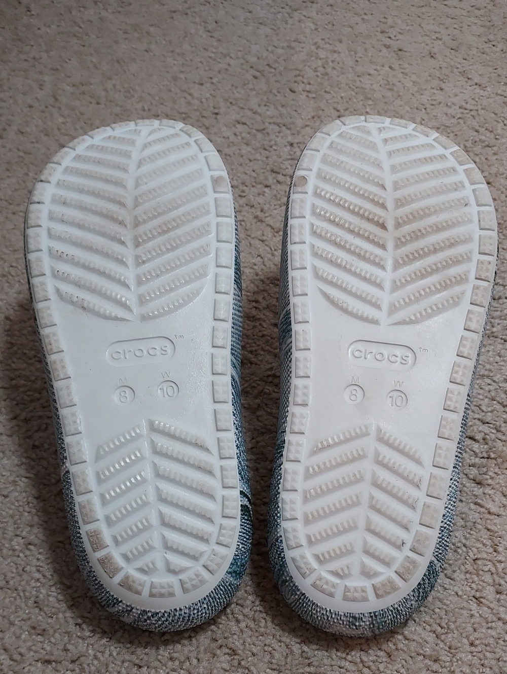 Crocs In Denim Pattern ( SIZE 10) - Picture 8 of 10